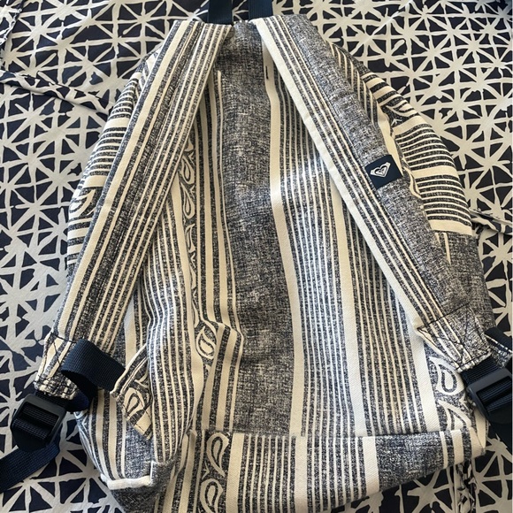 Roxy Backpack - Picture 2 of 6